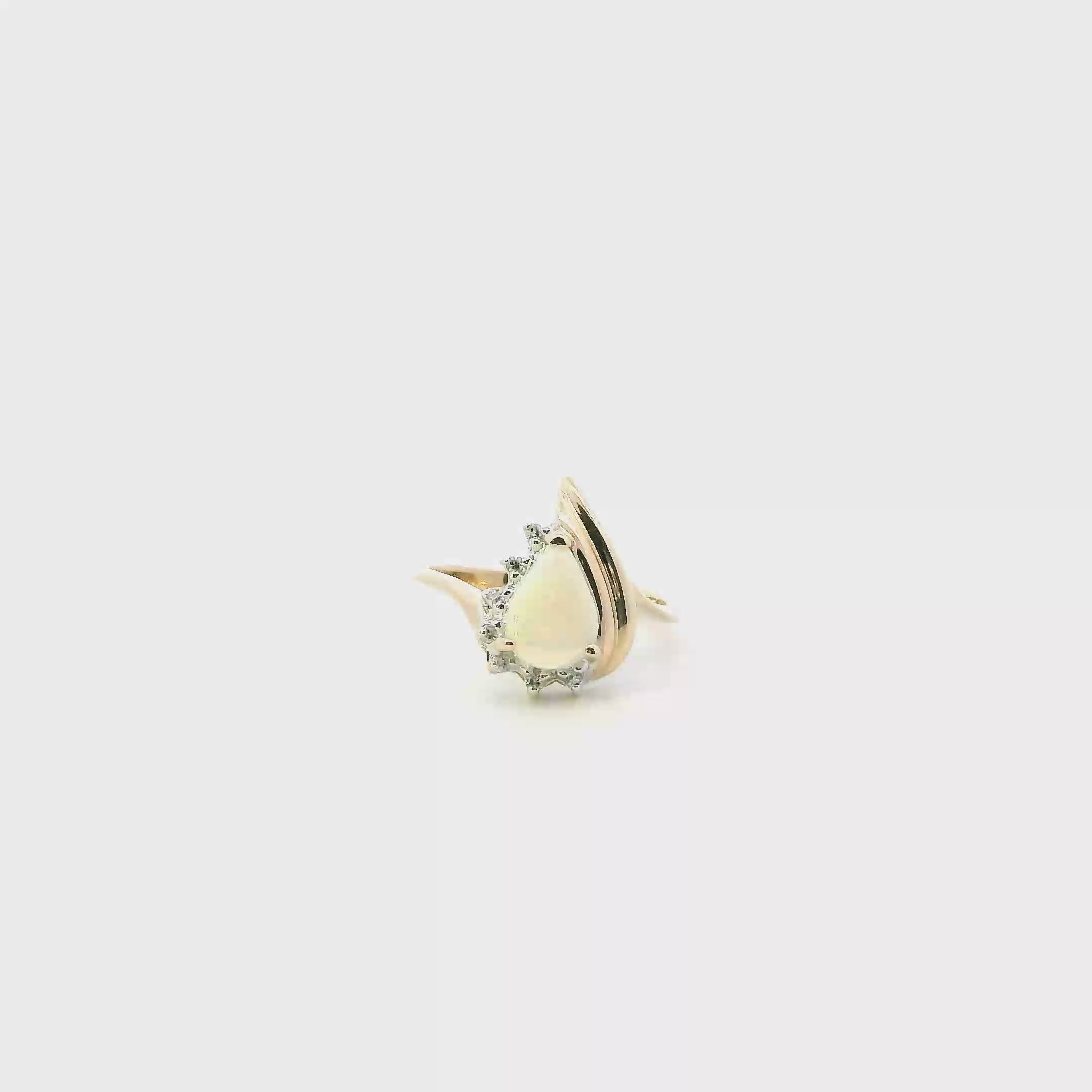 14K Yellow Gold Opal & Diamond Women's Ring