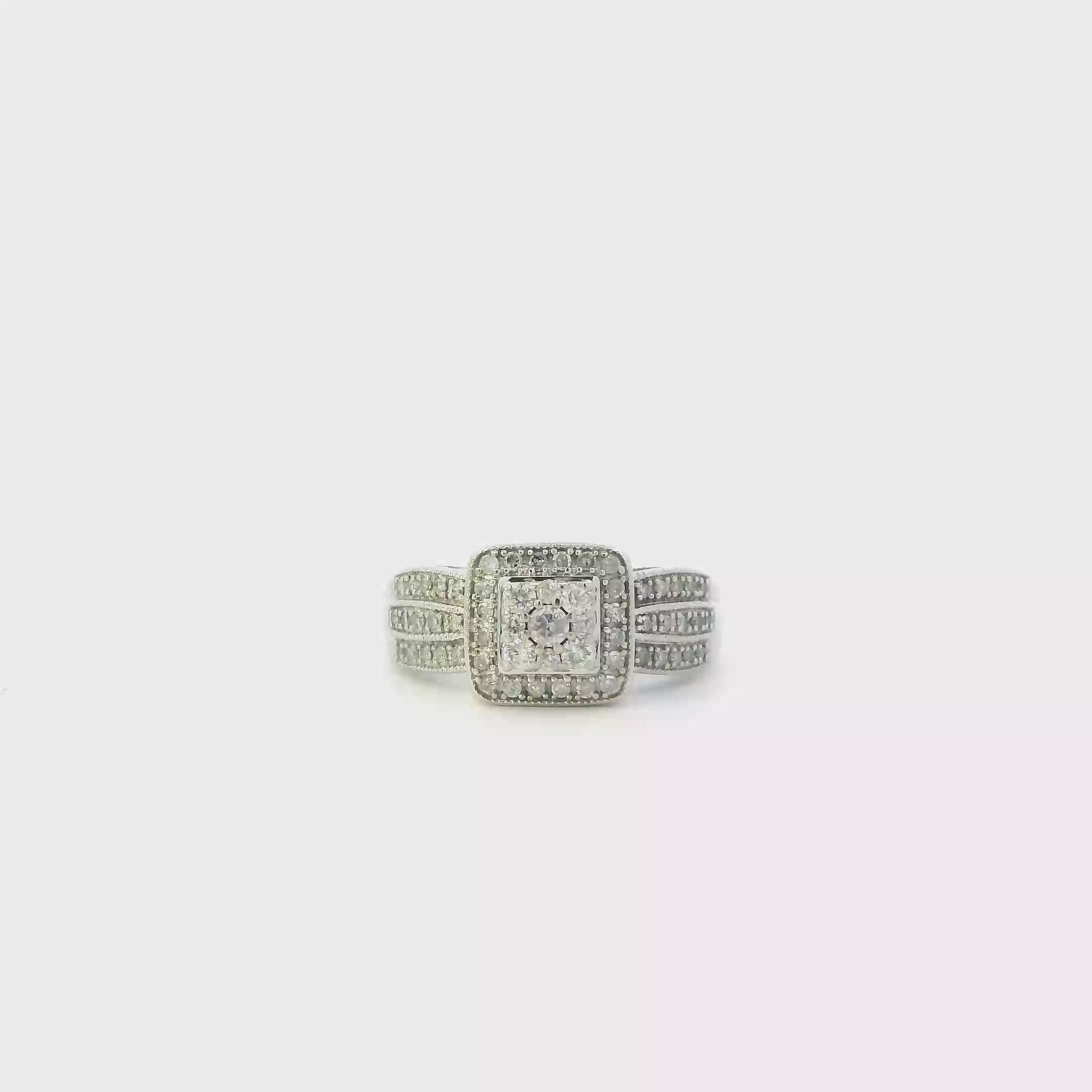 10K White Gold Diamond Women's Ring - 0.21ct