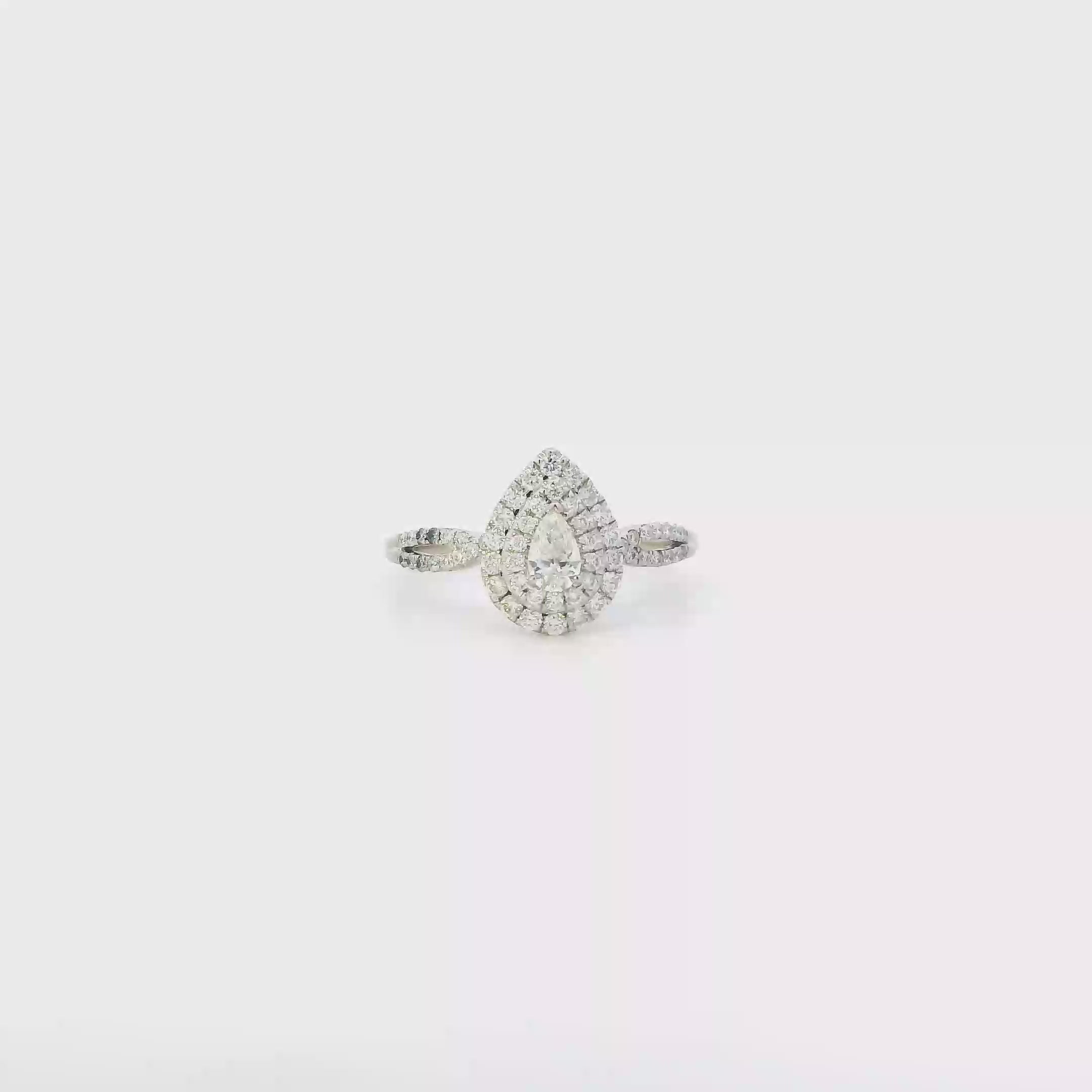 10K White Gold Diamond Womens Ring - 0.90ct