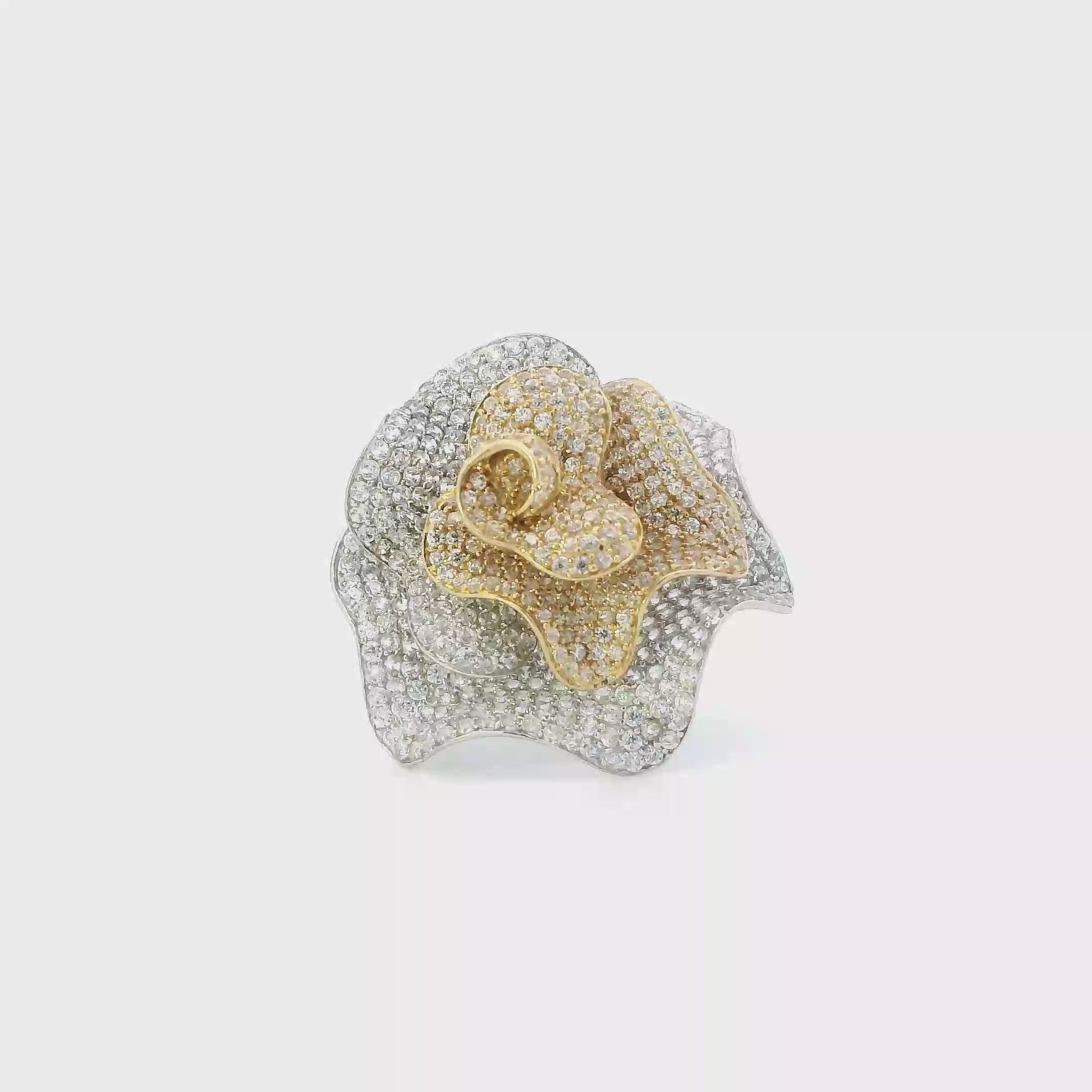 10K White Gold Pave Cz Flower Womens Ring