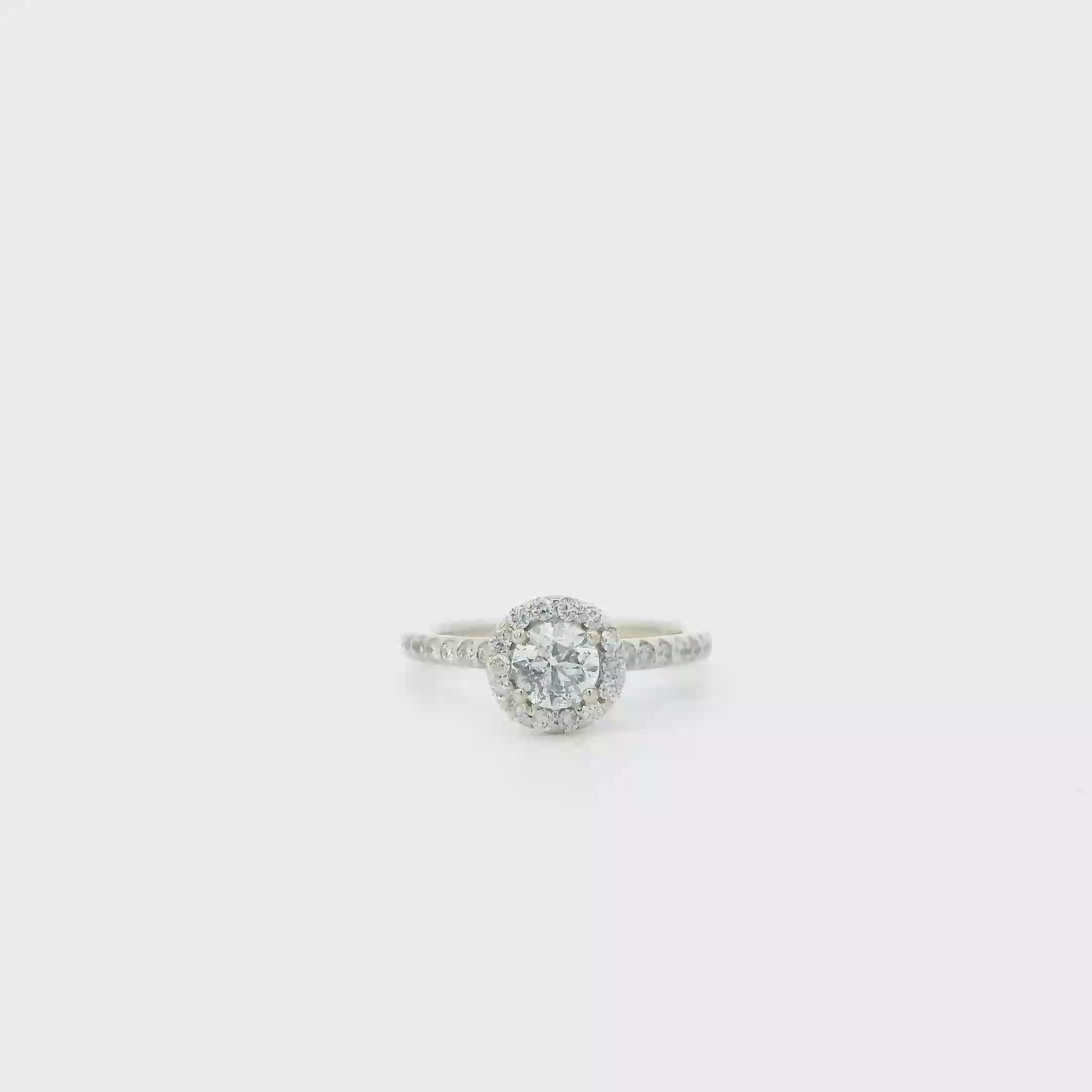 14K White Gold Diamond Womens Ring - 0.80ct