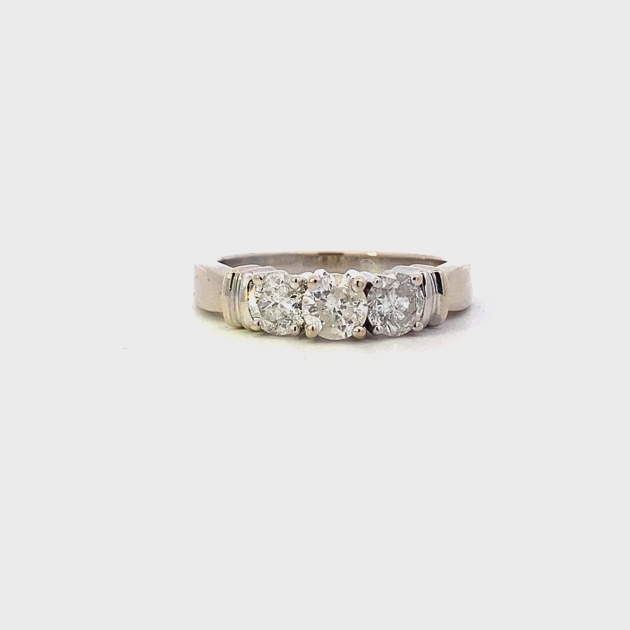 14K White Gold Diamond Ring - 0.02ct