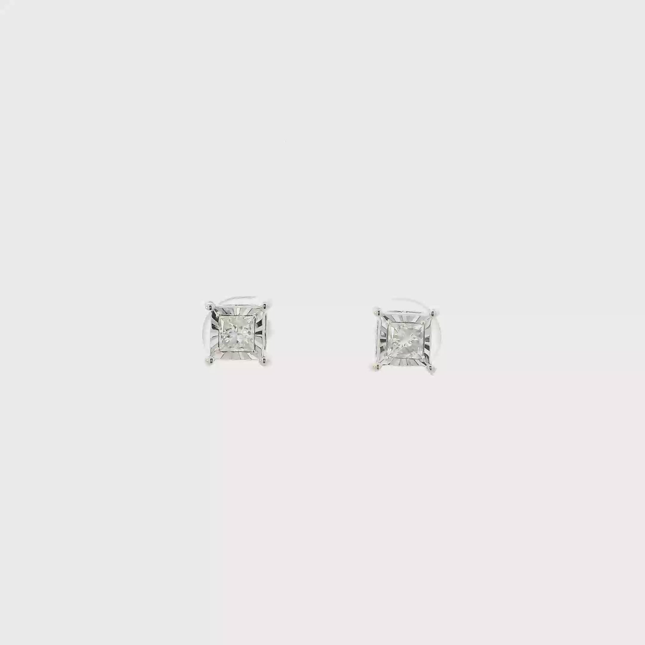 14K White Gold Diamond Earrings - 1.02ct