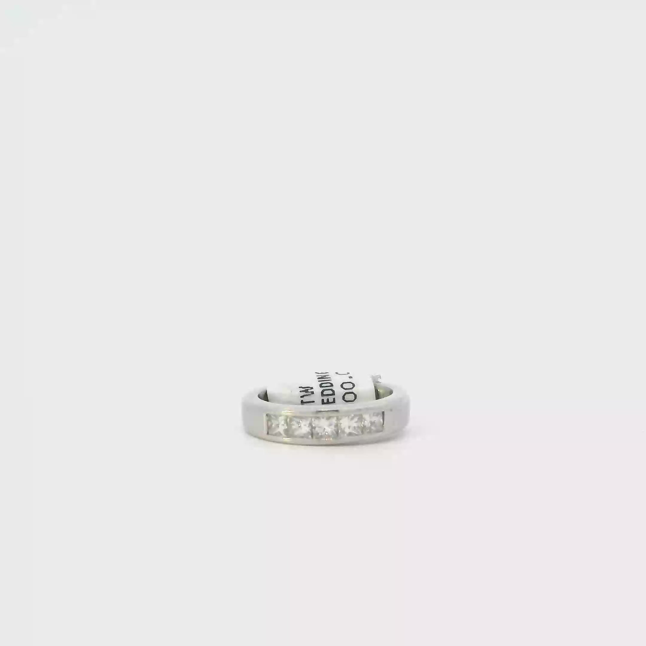 Platinum Diamond Women's Wedding Ring -0.64ct