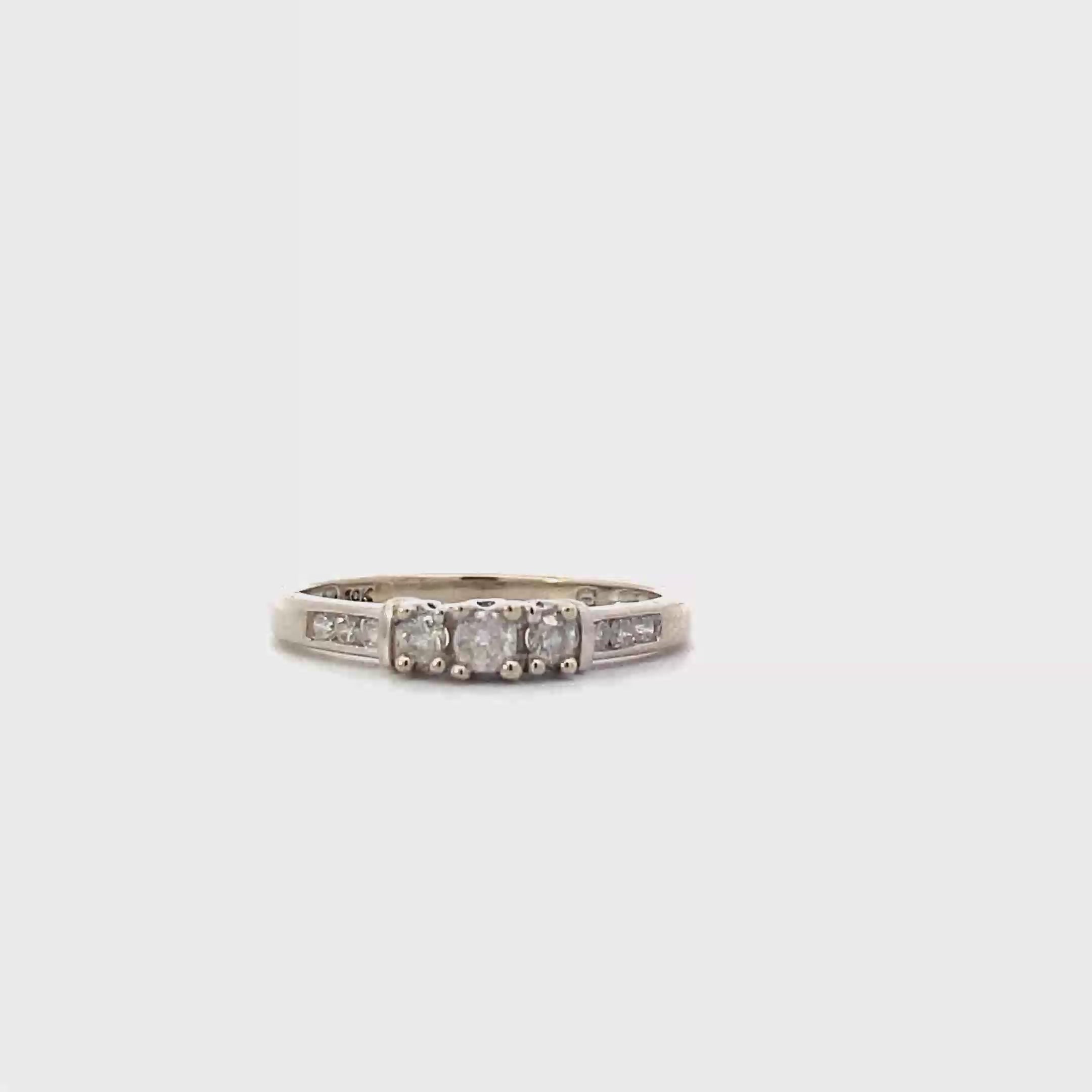 10K White Gold Women's Diamond Ring - 0.25ct