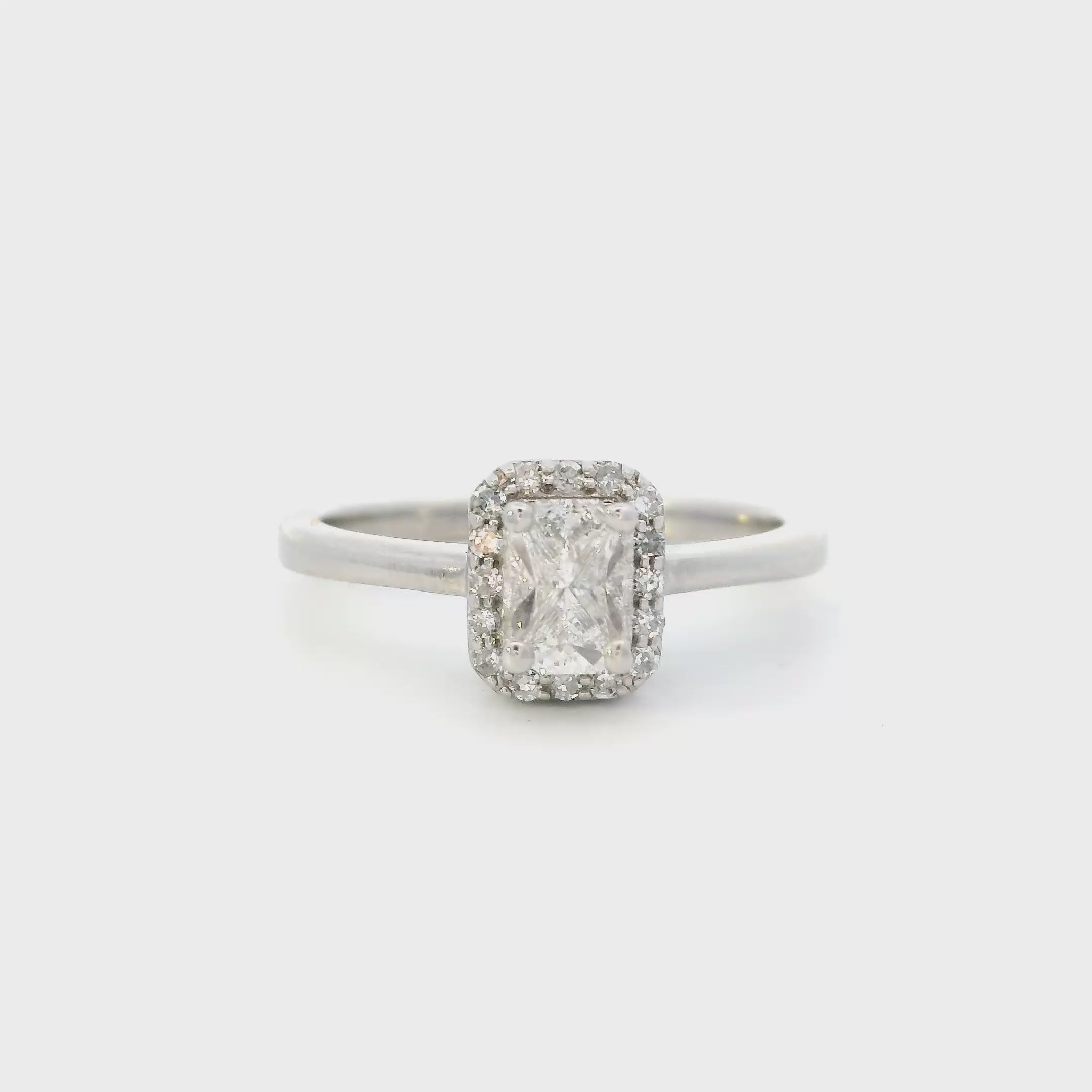 14K White Gold And Diamond Womens Ring - 0.66ct