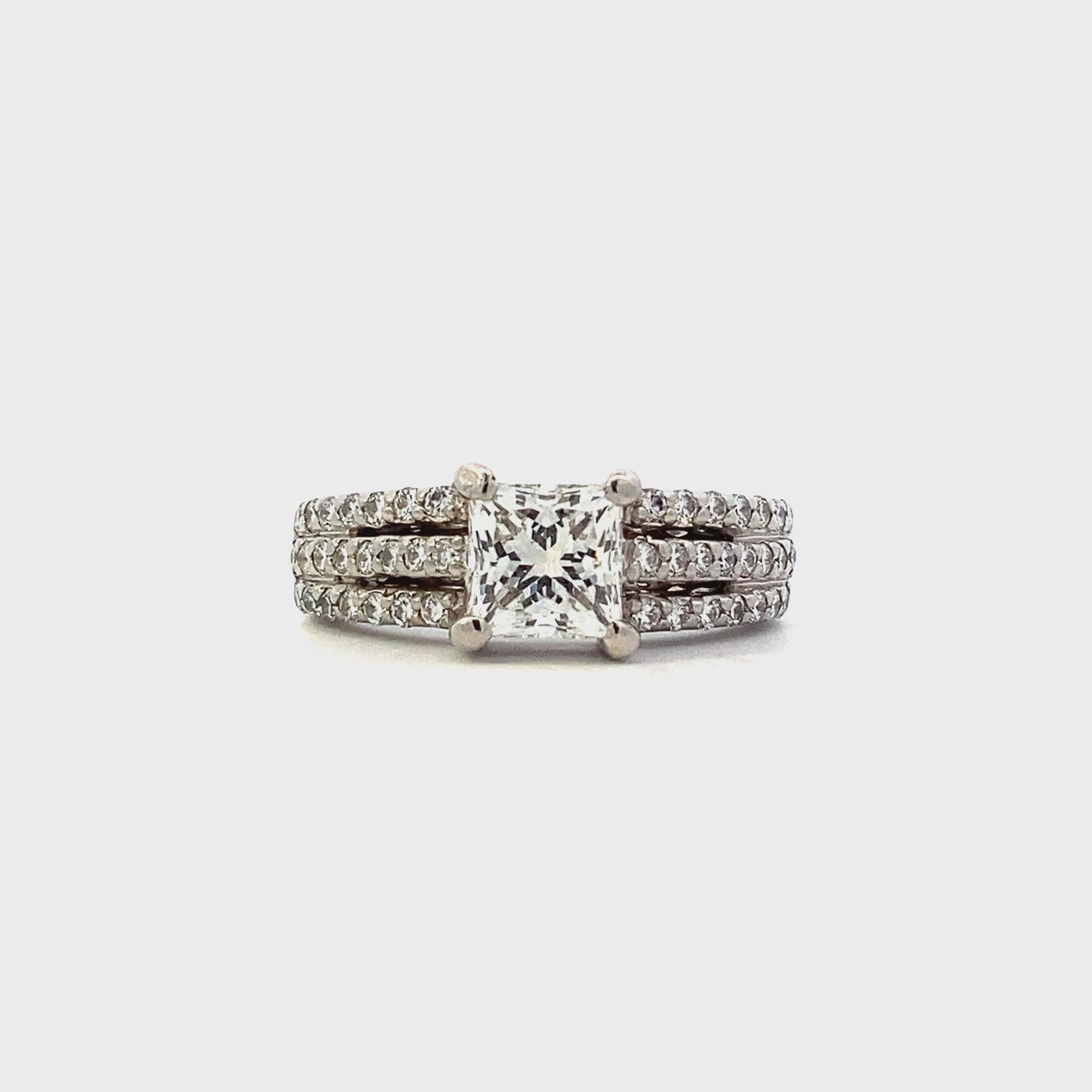 Platinum Women's Diamond Ring - 2.04ct