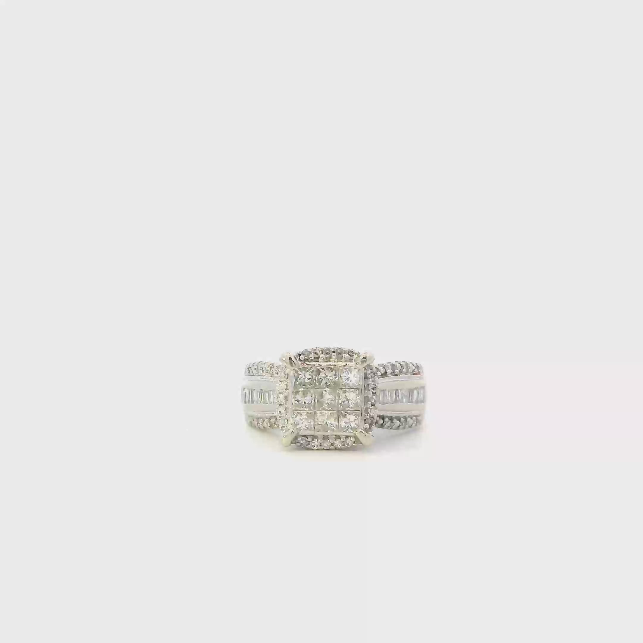 10K White Gold Diamond Women's Ring -0.64ct