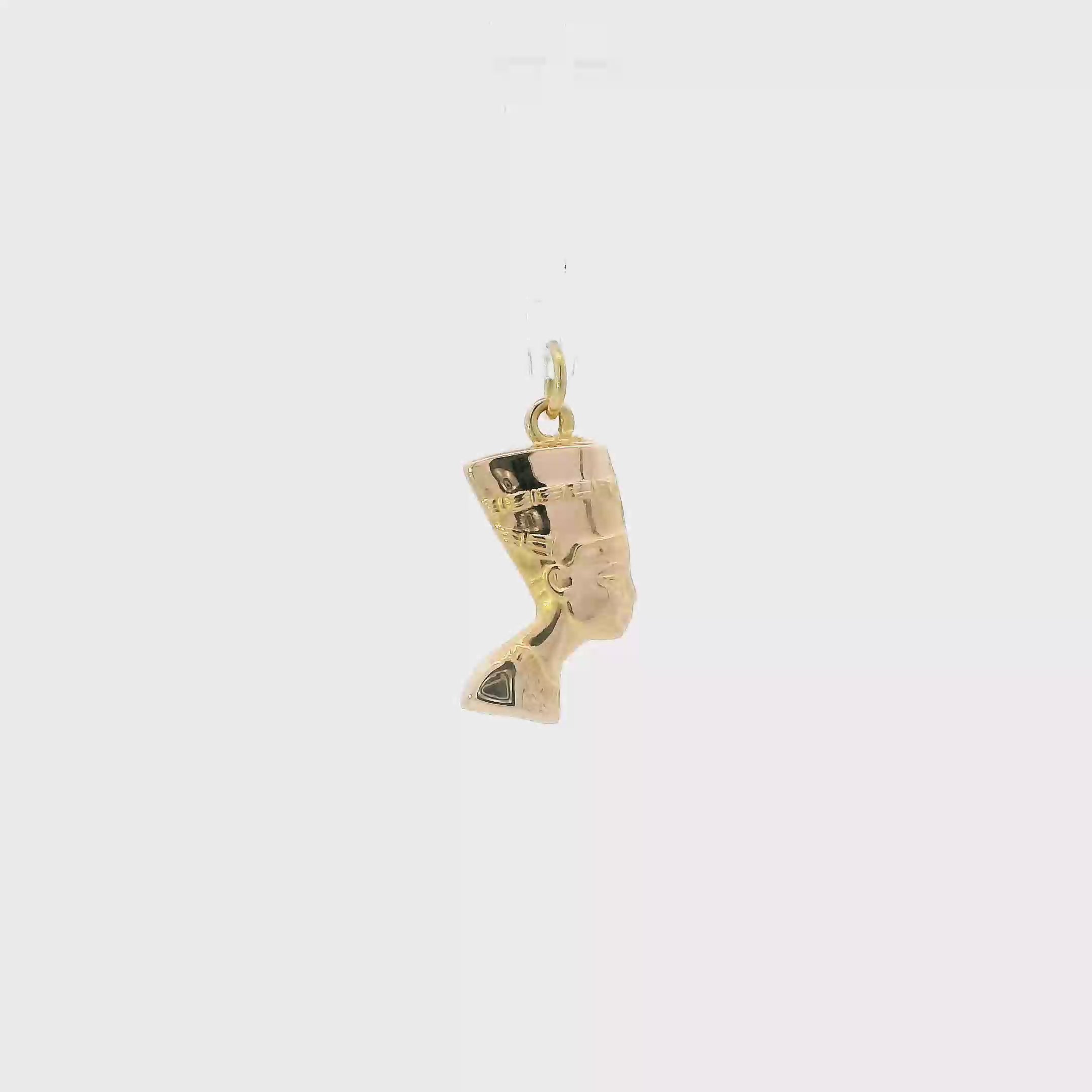 18K Yellow Gold Nefertiti Pendant