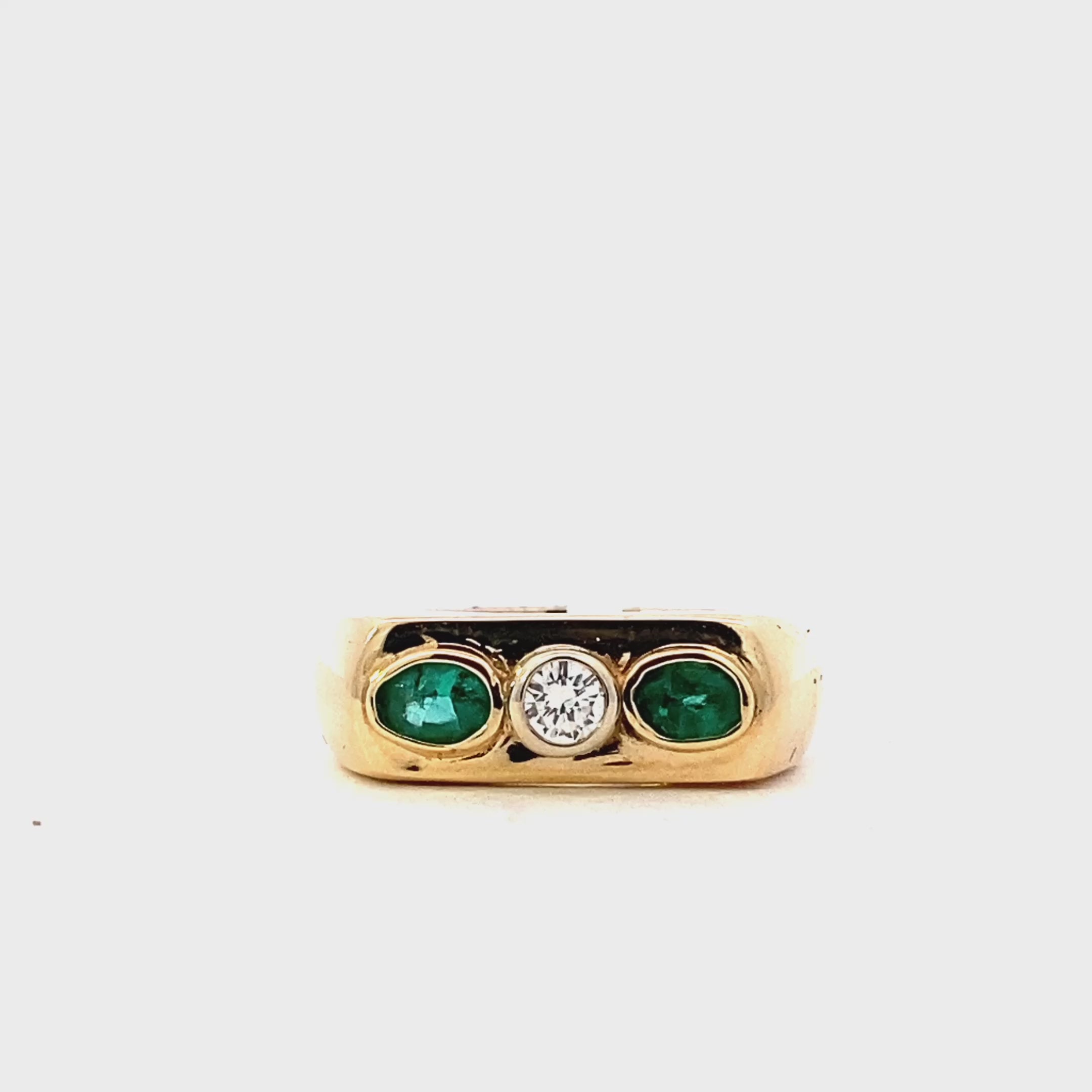 14K Yellow & White Gold Emerald Diamond Ring - 0.18ct