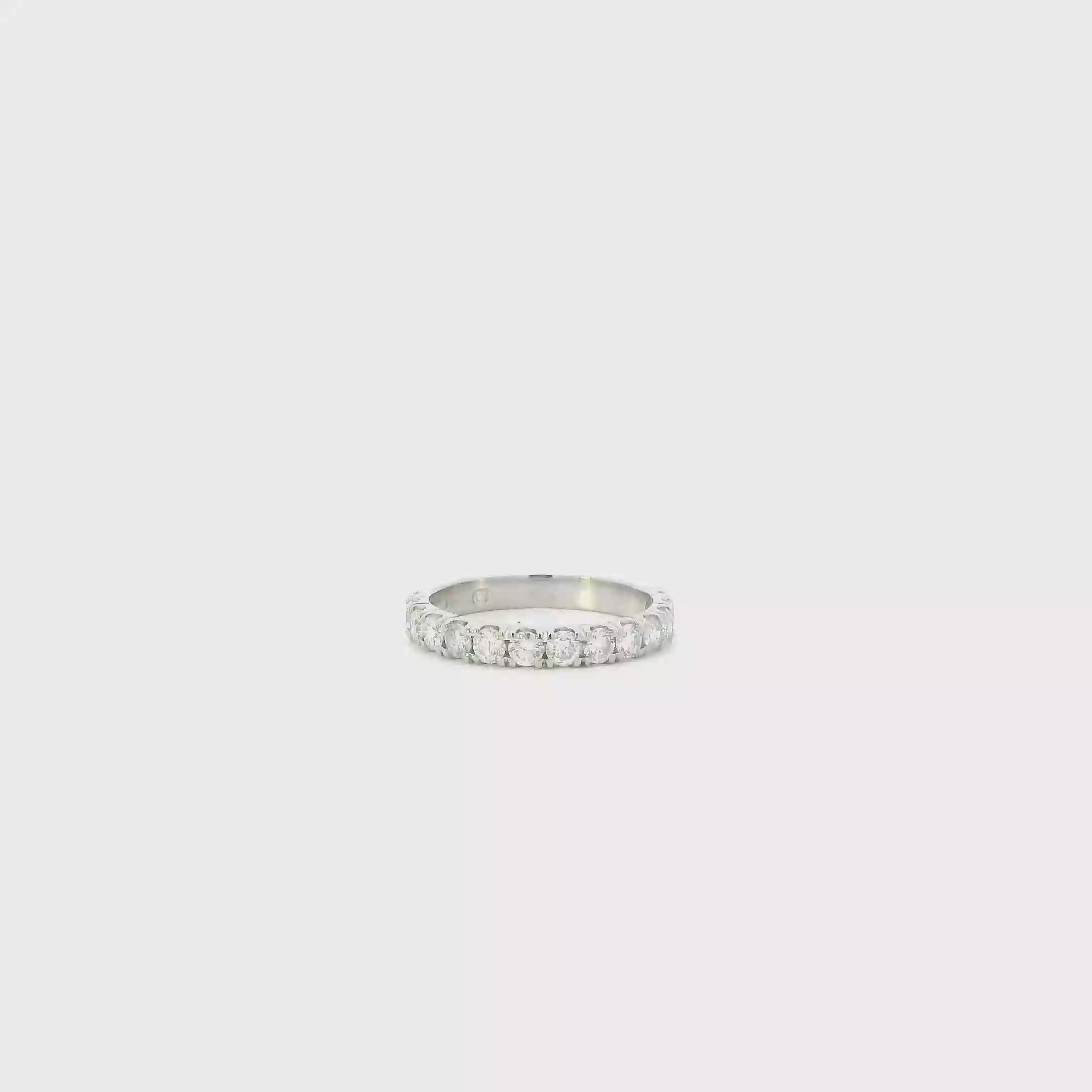 14K White Gold Diamonds Womens Ring - 1.02ct