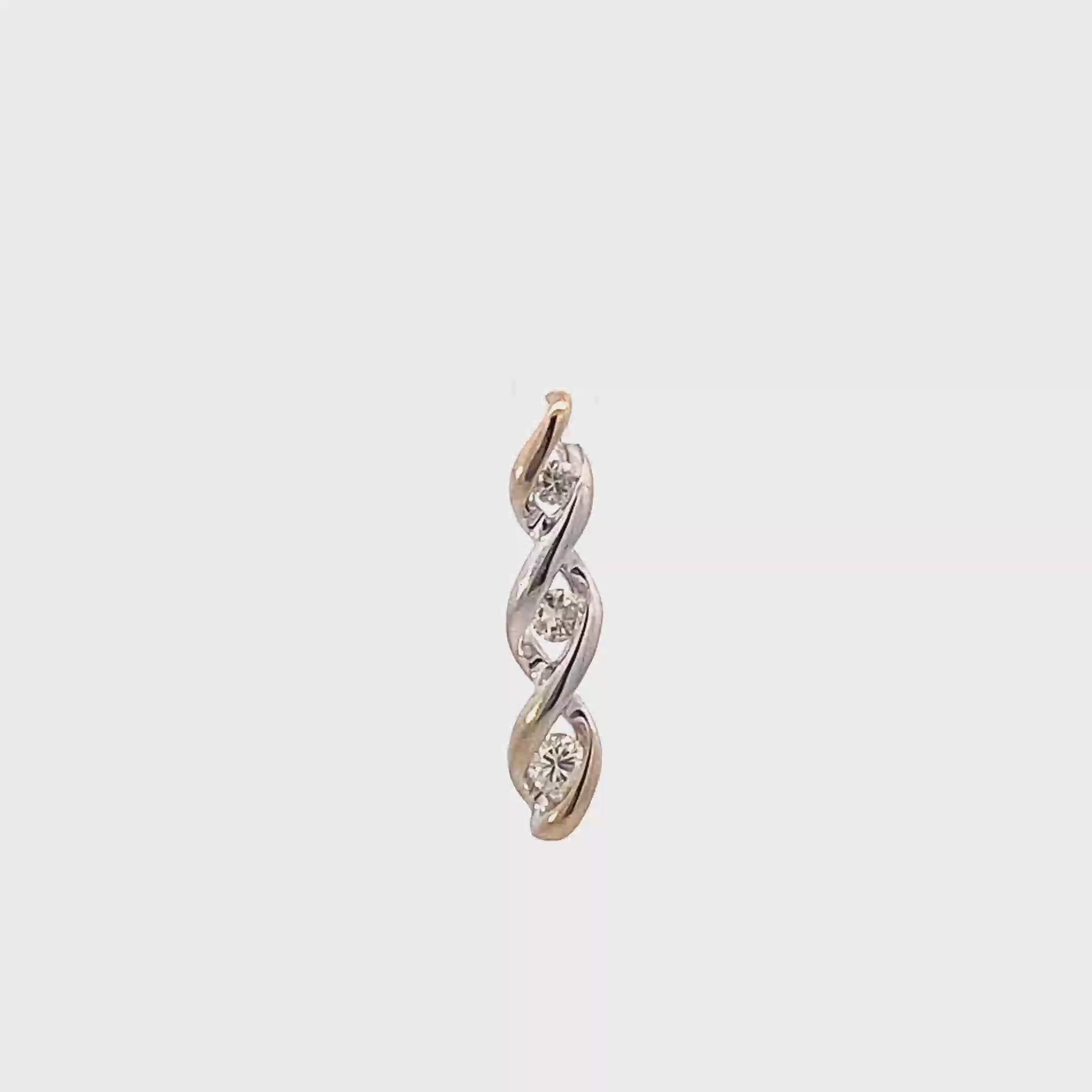 14K White Gold Diamond Spiral Pendant - 0.20ct