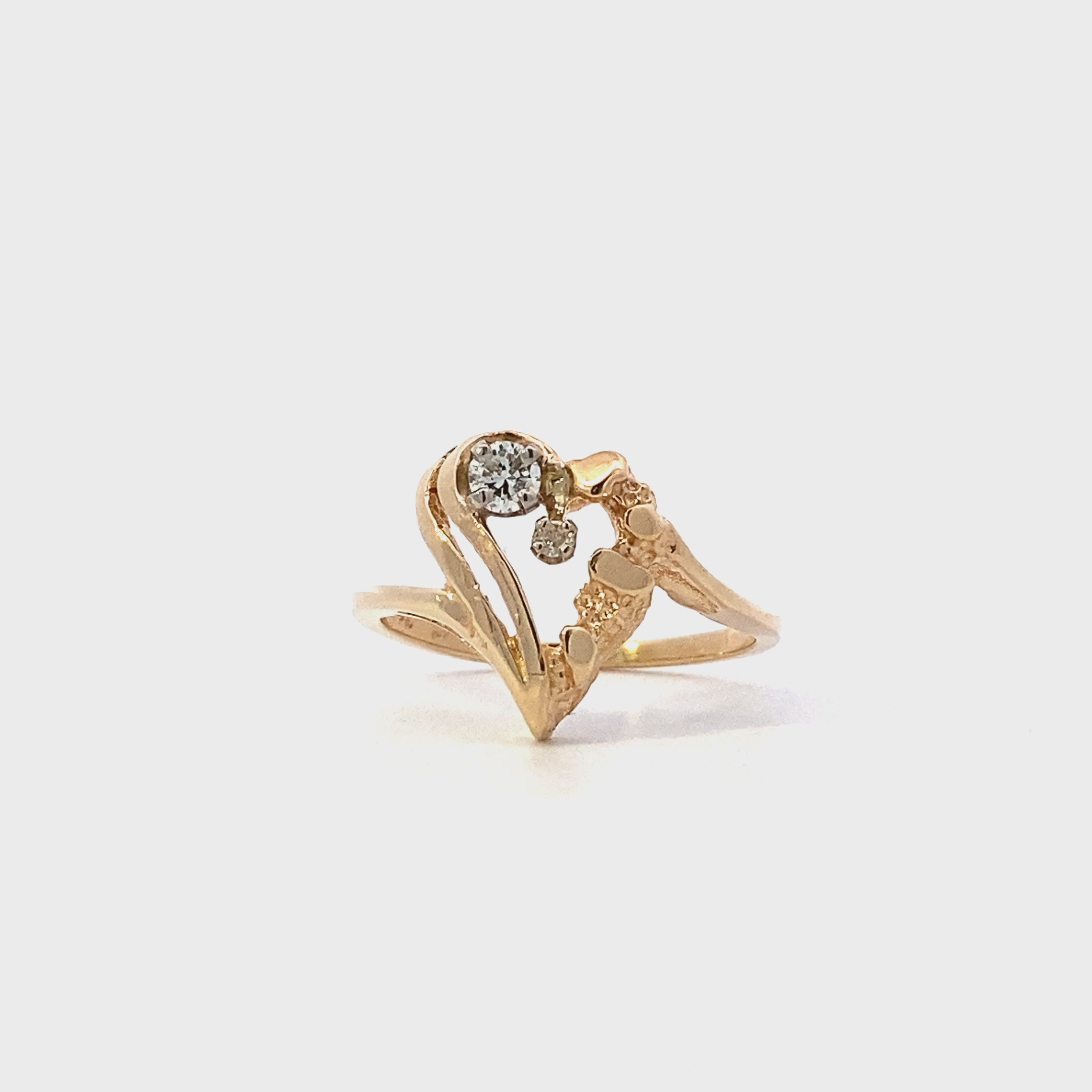 14K Yellow Gold Nugget Heart Women's Diamond Ring - 0.13ct